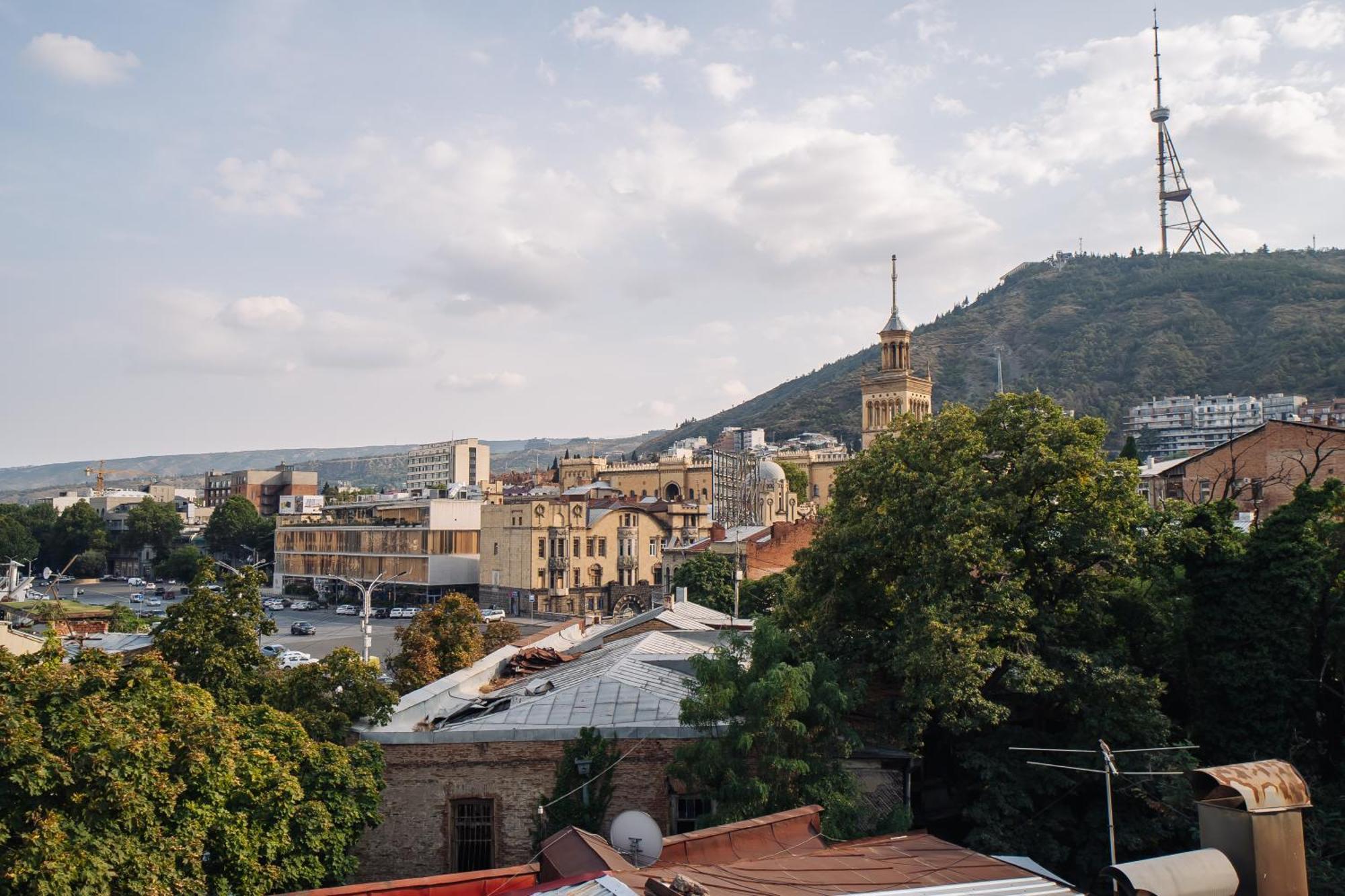 Hotel Day Inn Tbilisi Exteriér fotografie